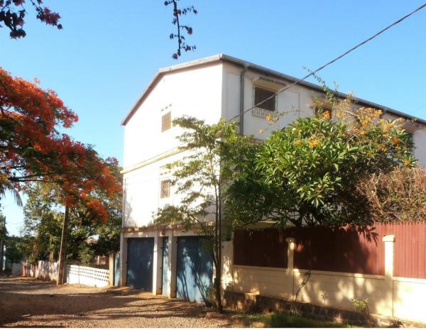 Facade 3